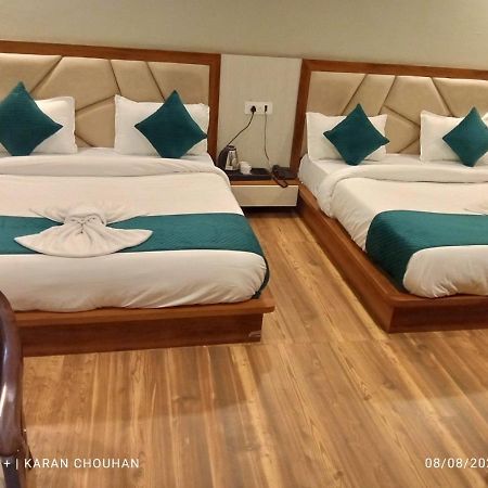רישיקש Hotel & Hostel Vimal Ganga מראה חיצוני תמונה