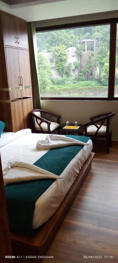 רישיקש Hotel & Hostel Vimal Ganga מראה חיצוני תמונה